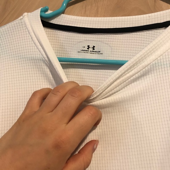 Under Armour White Long Sleeve Performance Workout - Picture 3 of 4